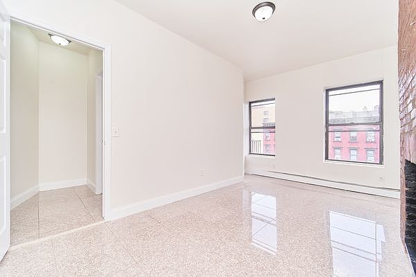 1st image of 2254 2nd Ave APT 4