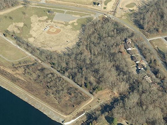 3rd image of 1 Cullen Hills Dr
