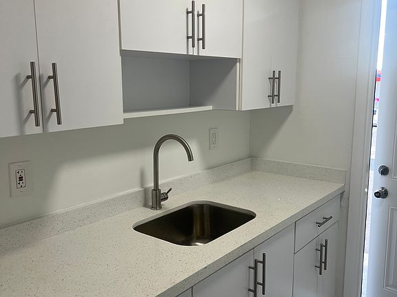 Kitchen cabinets