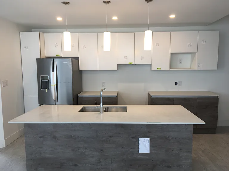 172 Wentworth Dr — Photo 46