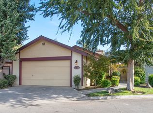 1736 E Babcock Ave, Visalia, CA 93292