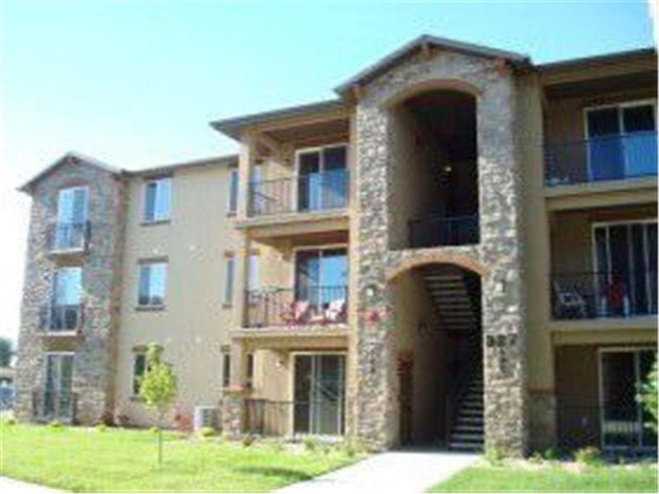 Building Photo 4