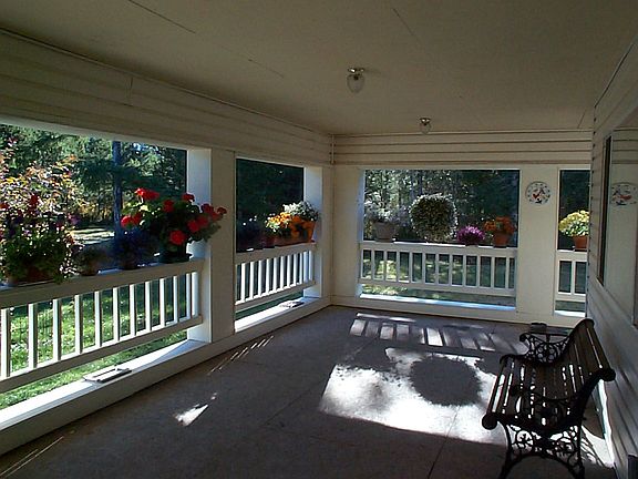 3rd image of 111 W Palomino Pl