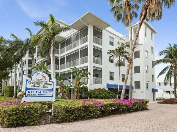 140 Palm St #309, Marco Island, FL 34145