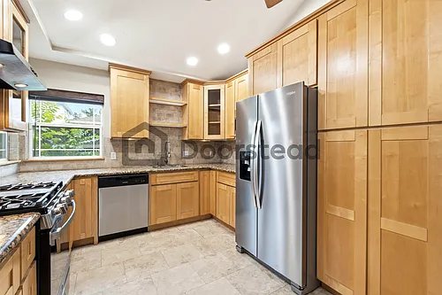 1822 6th St Photo 1