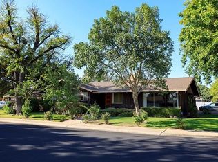 1121 Arboleda Dr, Modesto, CA 95351