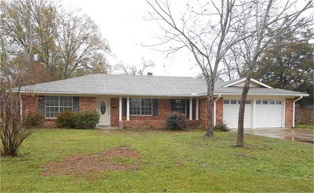 1st image of 1302 Plantation Dr