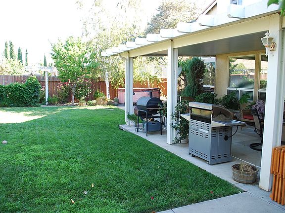 5th image of 3383 Tobago St