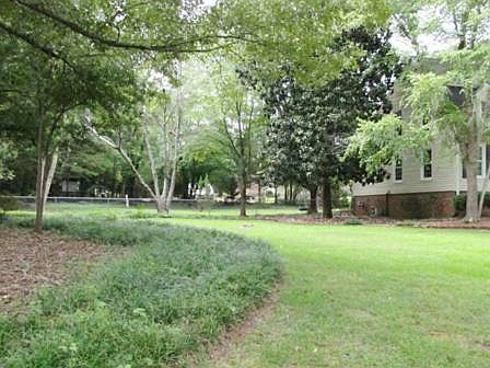 Established yard