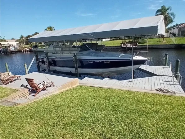 1413 SE 36th Ter, Cape Coral, FL 33904