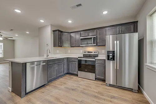 Bristol View Townhomes Photo 1