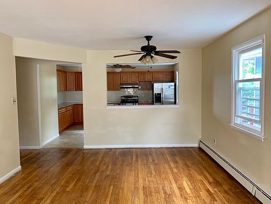 2nd image of 5836 Liebig Ave #1
