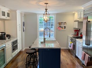 245 S 7th St, Philadelphia, PA 19106