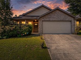 4545 Barretts Trace Blvd, Tuscaloosa, AL 35405