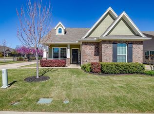 500 Heritage Trl, Burleson, TX 76028