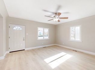 901 Princeton Dr SE, Albuquerque, NM 87106