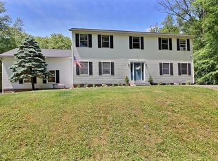 20 Tara Dr, East Stroudsburg, PA 18301