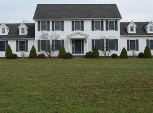 11125 Fox Run Ln, Canfield, OH 44406