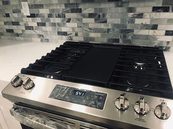 30in full size stove/oven