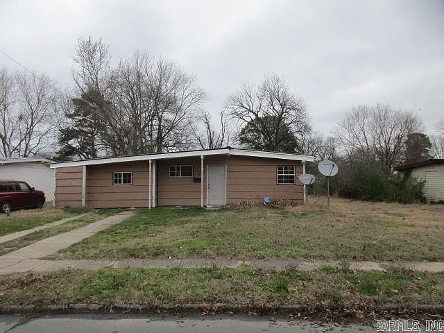 1st image of 3401 Jonquil St