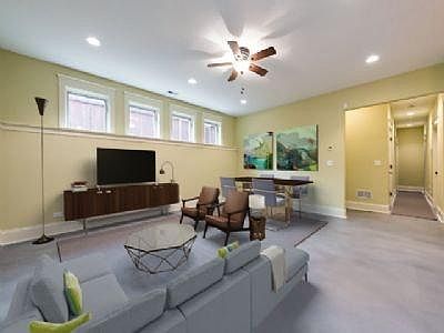 2nd image of 1617 W Thorndale Ave #Gdn