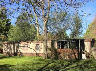 410 S Comstock St, Addison, MI 49220