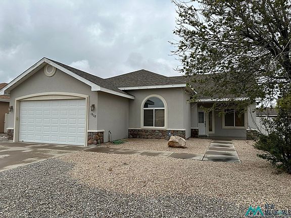 2nd image of 1508 Lolita Ct