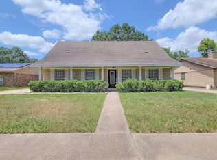 16614 Cairnway Dr, Houston, TX 77084