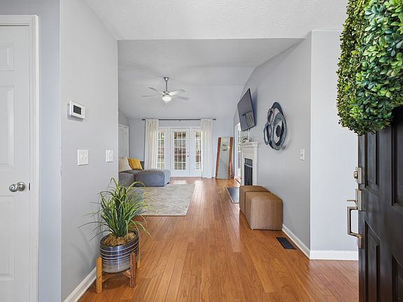 4th image of 745 Windsor Trce
