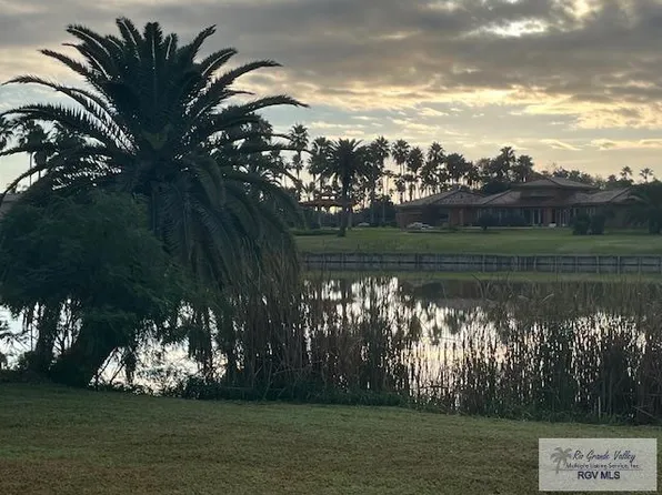 157 N Valencia #29, Los Fresnos, TX 78566