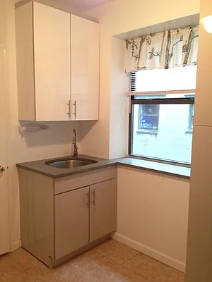 Rented by Next Door Realty NYC | media 16