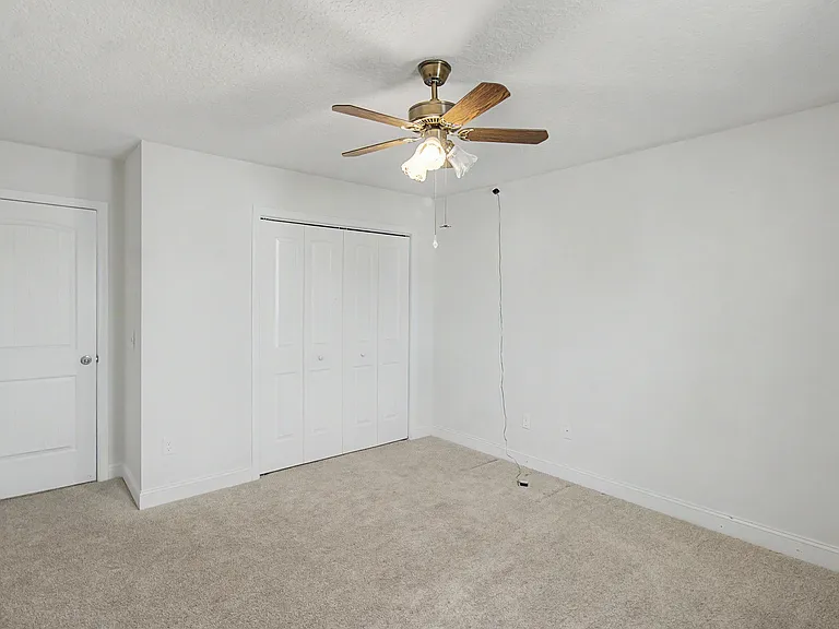 965 Meloney Dr — Photo 18