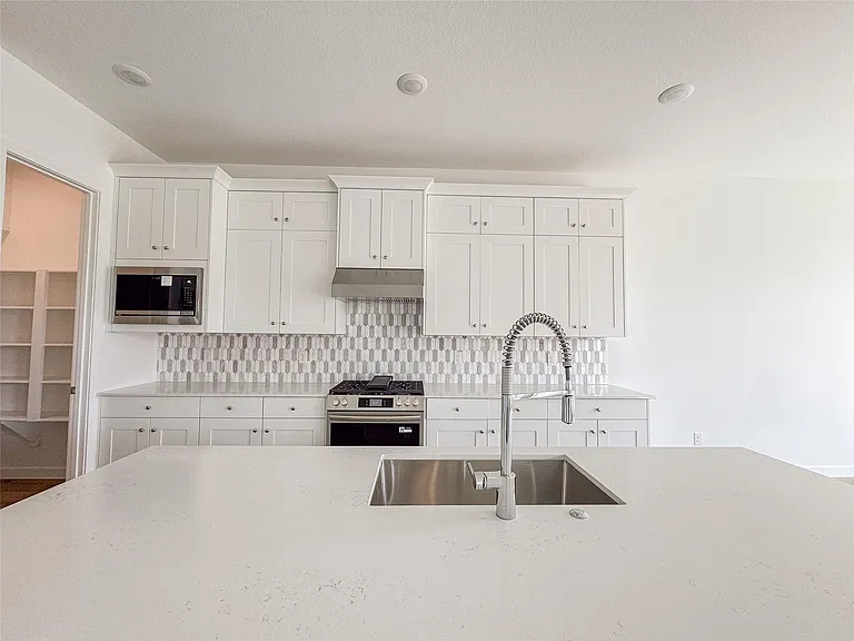 30939 Spring Lily Way — Photo 7