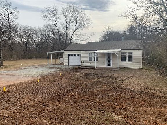 4th image of 19209 Gordon Cooper Dr