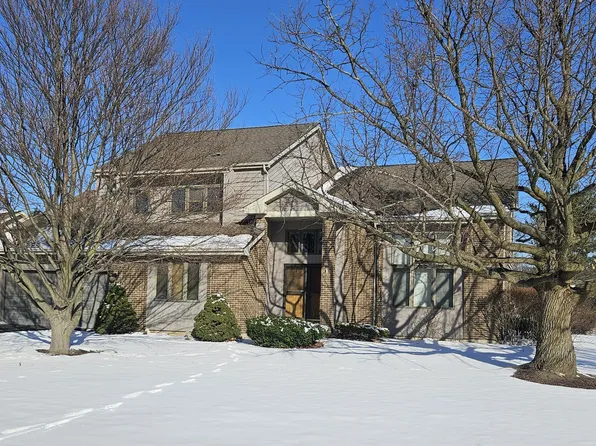 6 Andover Dr, Prospect Heights, IL 60070