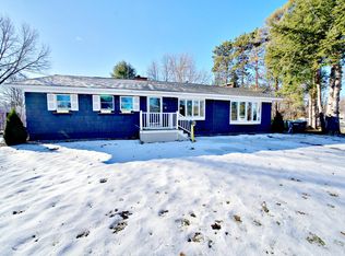 14 Mainewood Ave, Orono, ME 04473