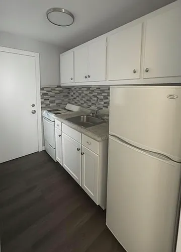 165 McKinley Ave Photo 1