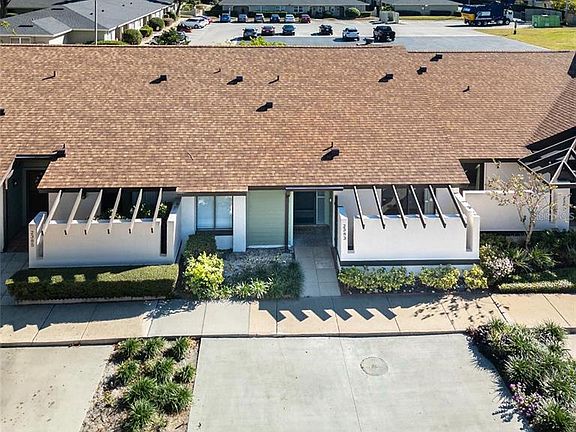 3rd image of 2383 SUN VALLEY CIRCLE #2383