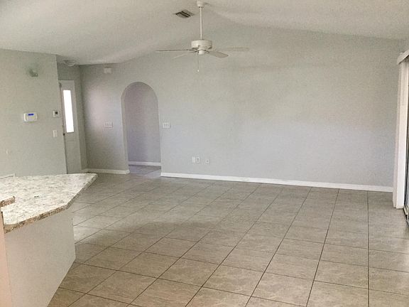 4th image of 3830 Long Grove Ln