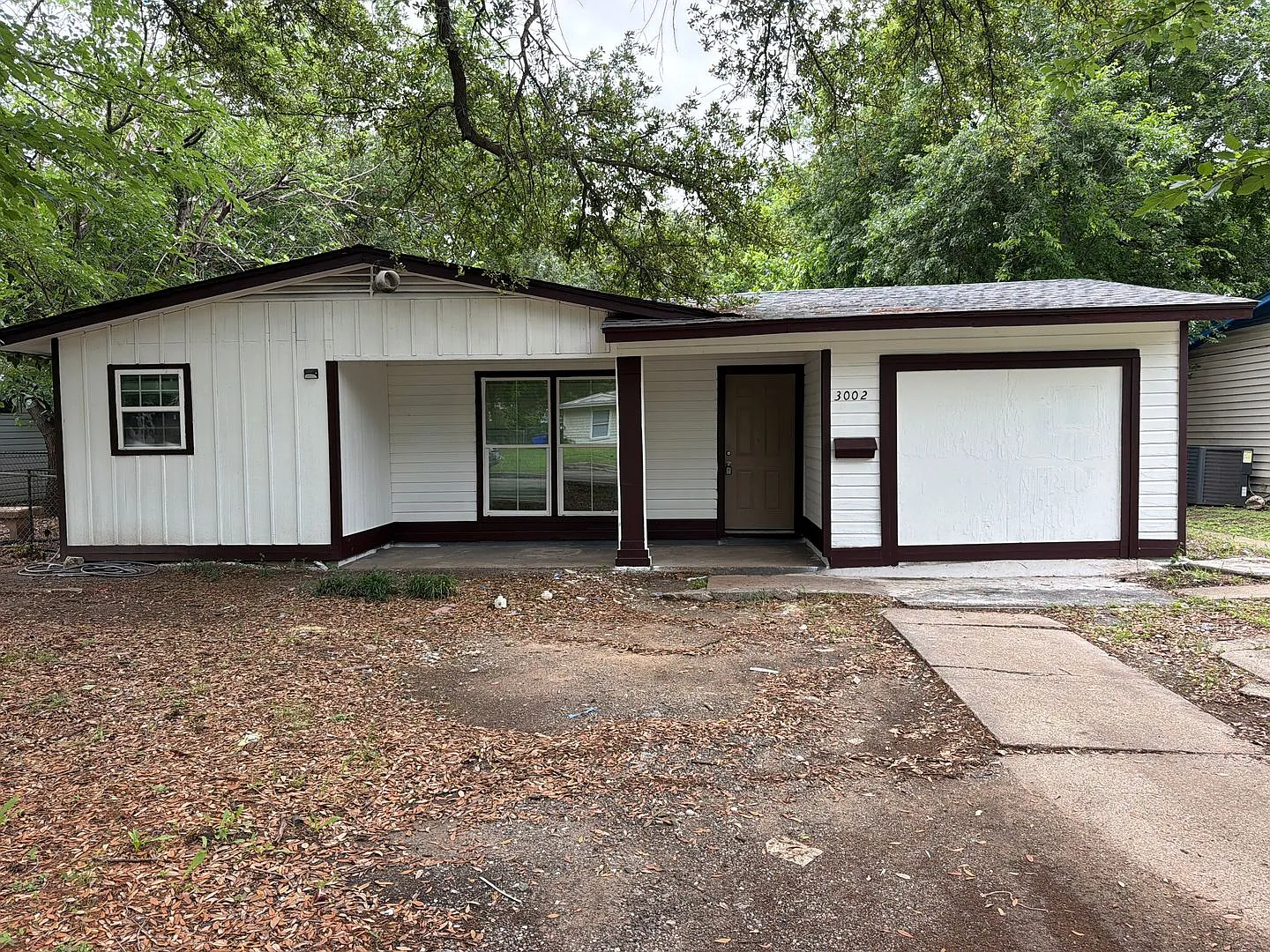 3002 Shenstone Dr — Photo 1