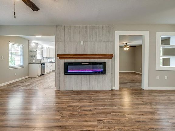 3rd image of 521 Howard Dr