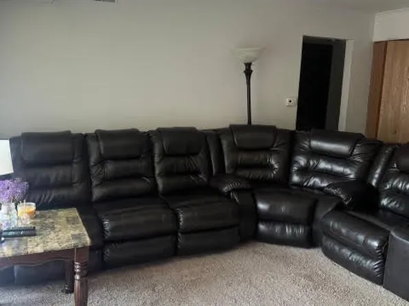 14051 Kilpatrick Ave, Crestwood, IL