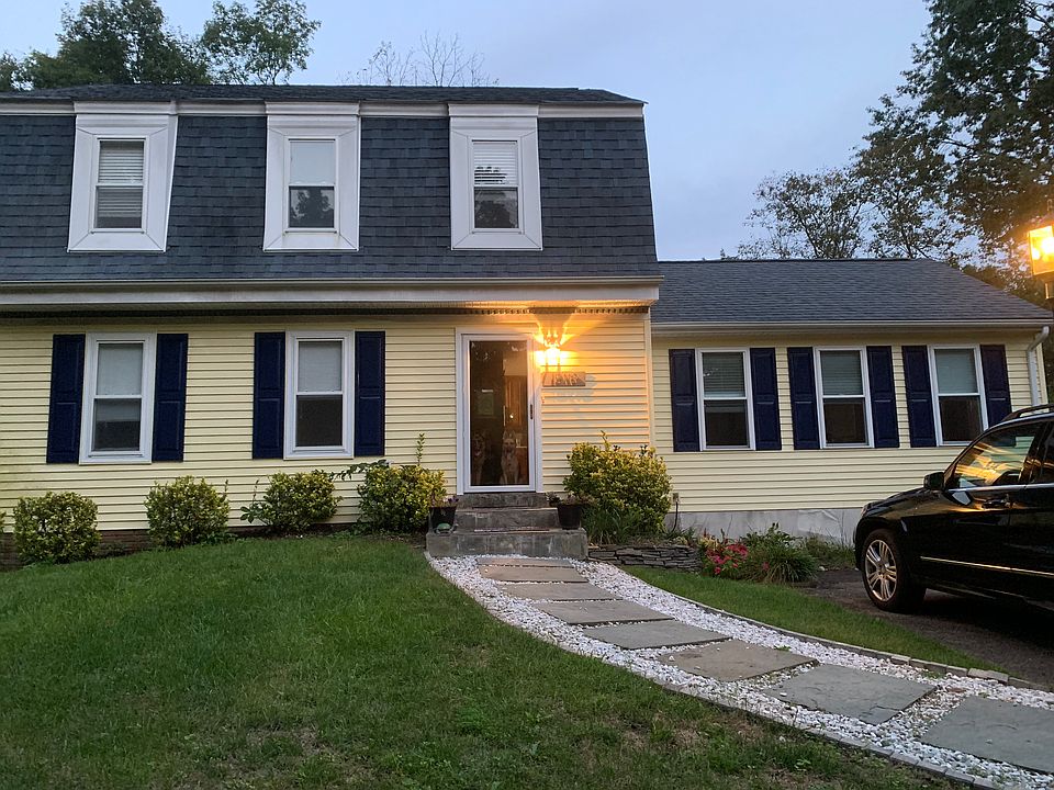1st image of 15118 Bernadette Ct
