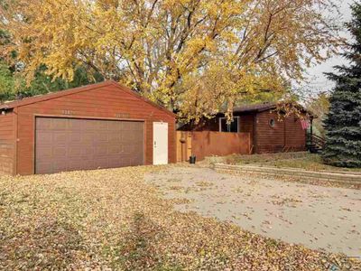 1301 Broadway St, Centerville, SD, 57014