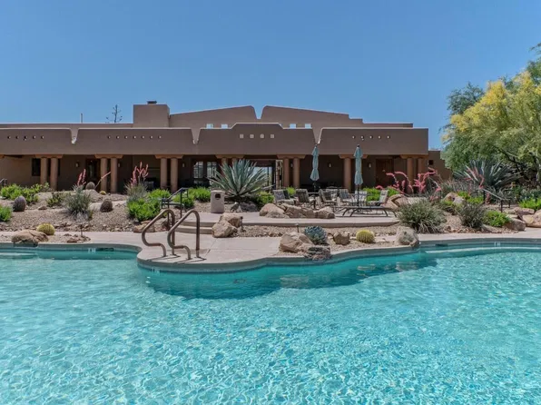 36601 N MULE TRAIN Road #B20, Carefree, AZ 85377