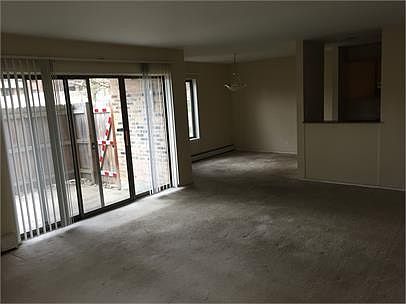 2nd image of 1931 Prairie Sq APT 013