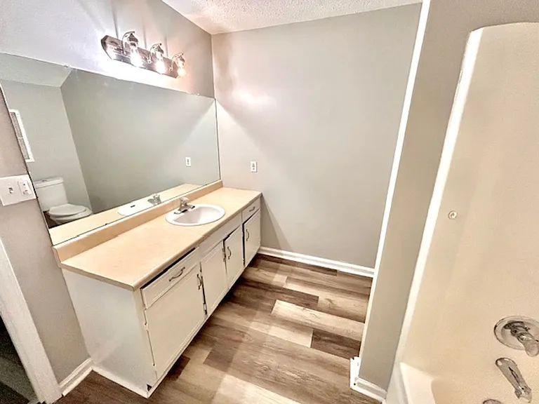 9024 Mahogany Row SE — Photo 29