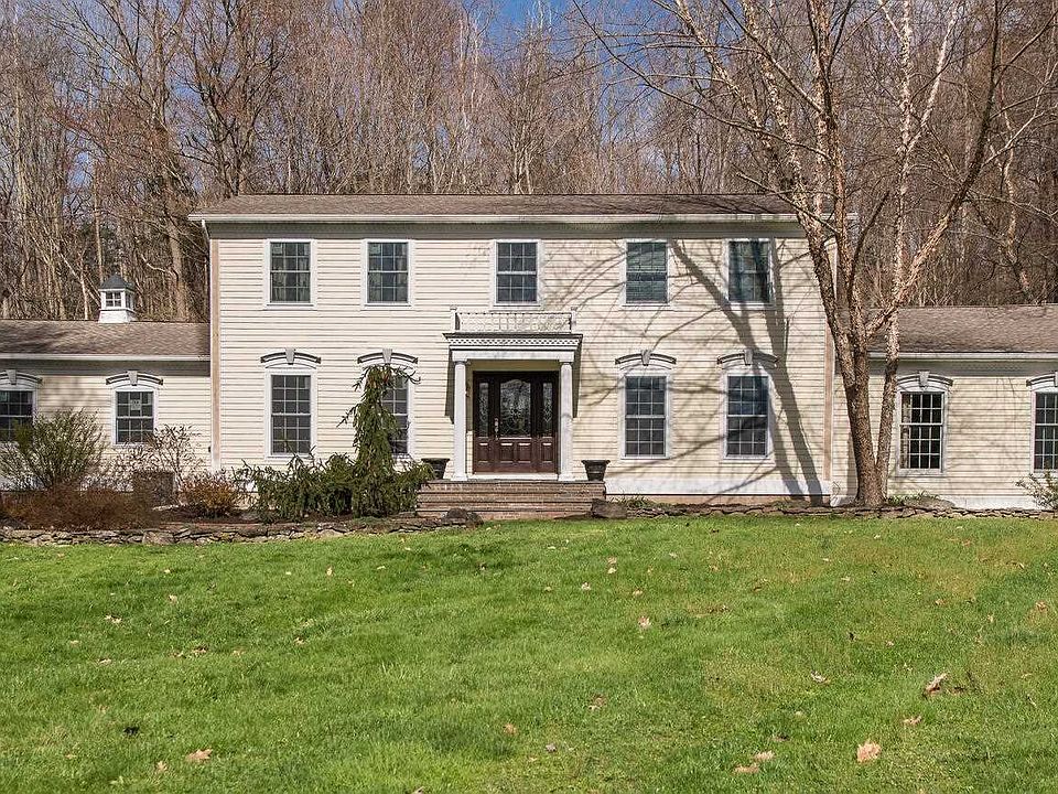 25 Marges Way, Hopewell Junction, NY 12533 | Zillow