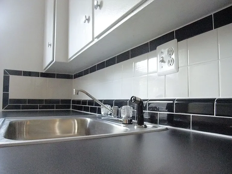 8210 Greenwood Ave — Photo 23