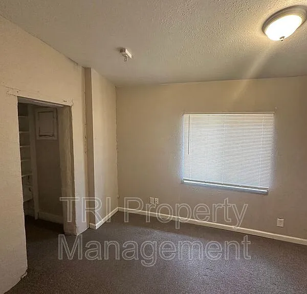 414 13th Ave — Photo 8